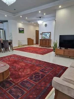 فرش لاکی سبز ۱۲۰۰ شانه آوانگارد با تراکم ۳۶۰۰