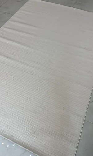 فرش ساده پینترستی سفید مدرن لوکس با الیاف اکریلیک